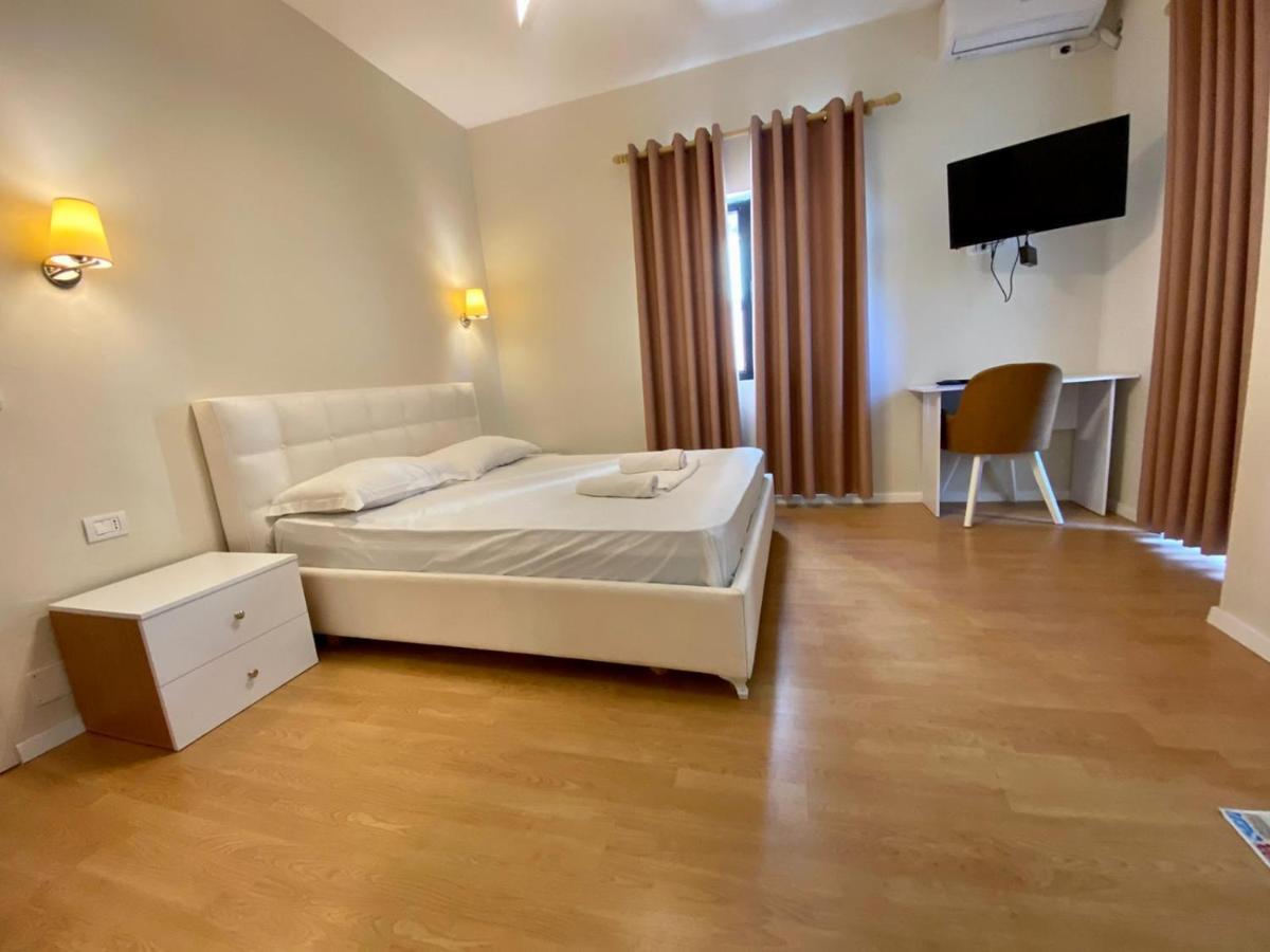 Hotel Globo Durrës 외부 사진