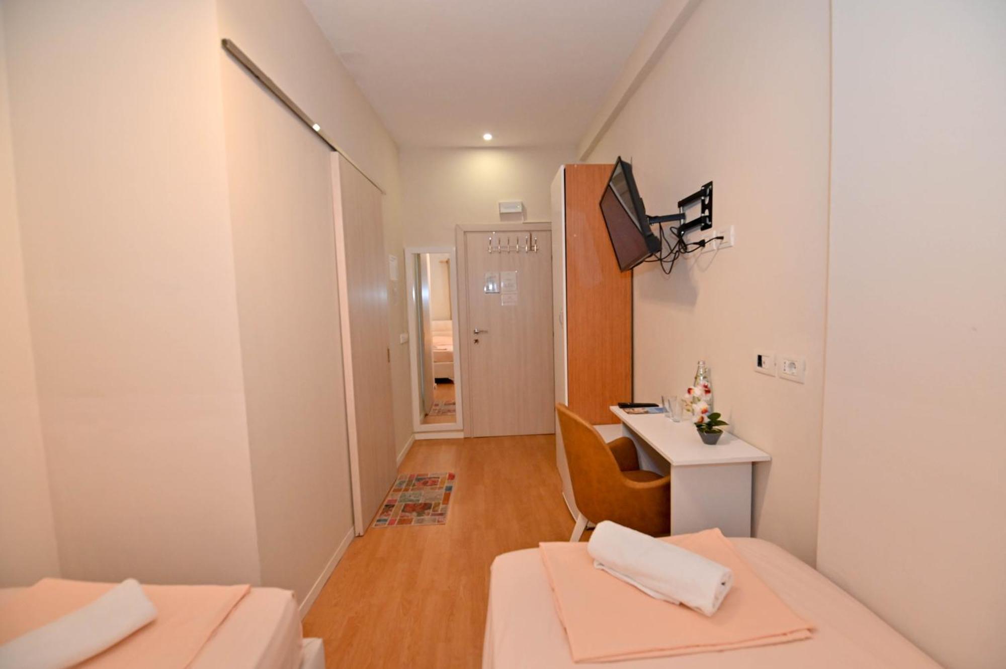 Hotel Globo Durrës 외부 사진