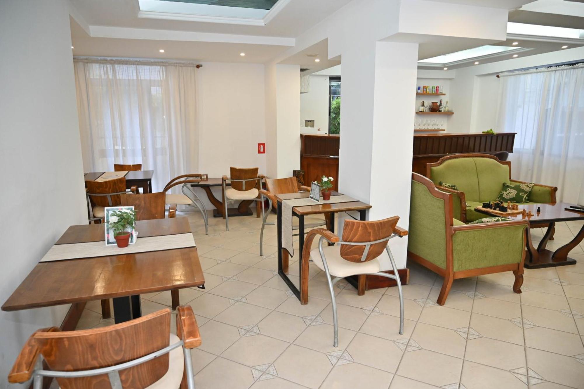 Hotel Globo Durrës 외부 사진