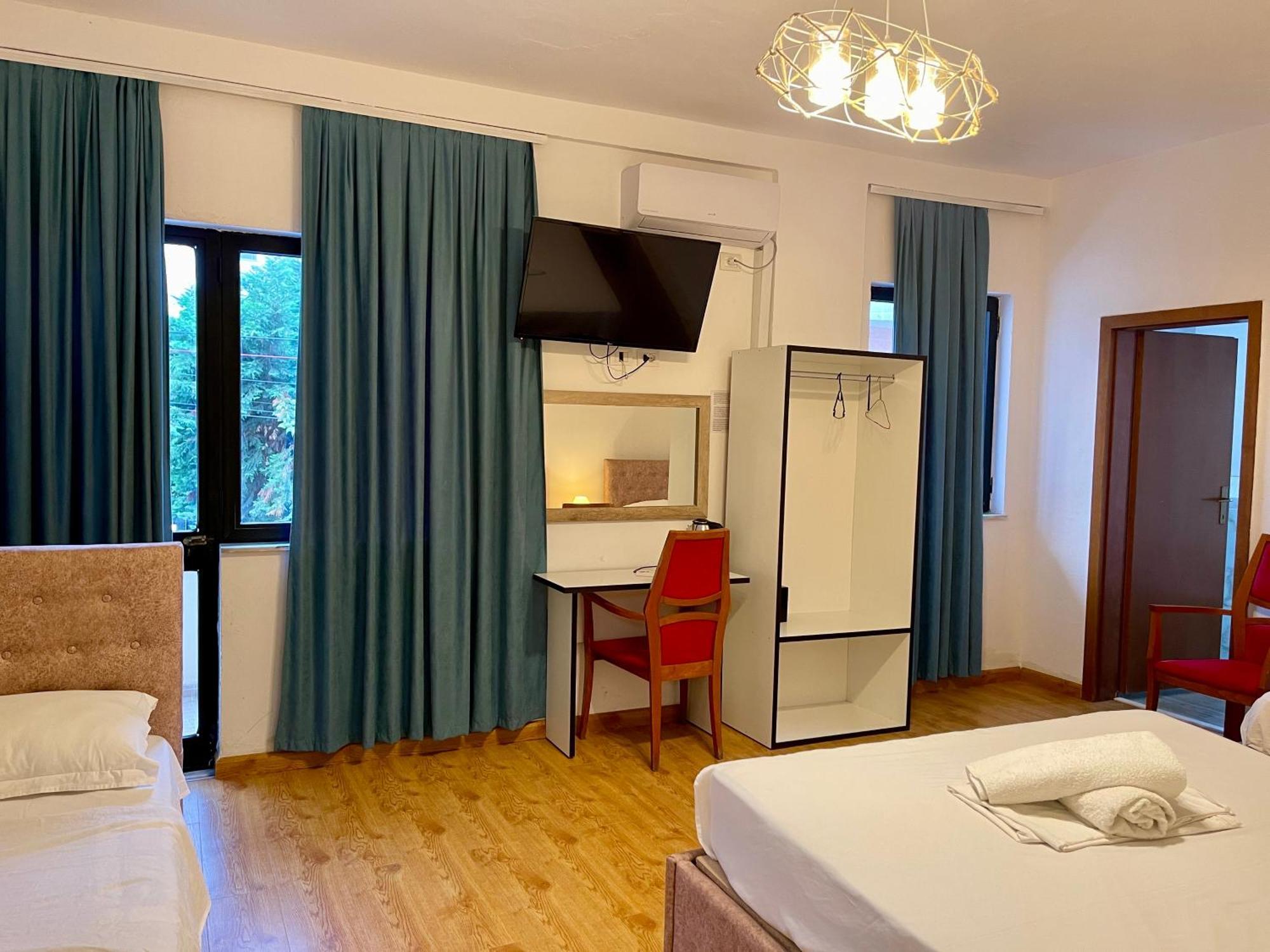 Hotel Globo Durrës 외부 사진